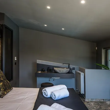 Ria, 4 Bedrooms With Private Pool & Sea View Villa Kokkini Hani